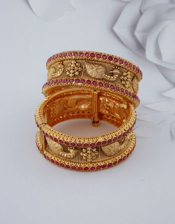 Fashionable Designer Bangles 5