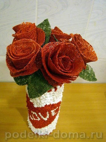 Bouquet of Roses from Sewing Thread 16
