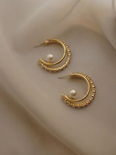 Gold Earring Design 1