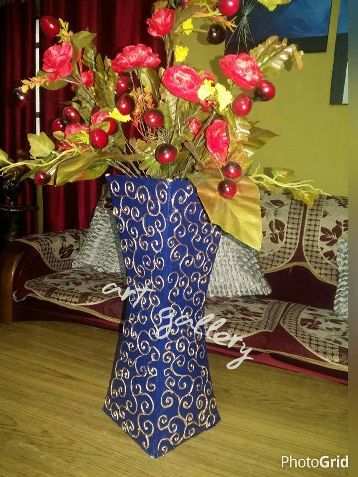 Flower Vase from Cardboard 1