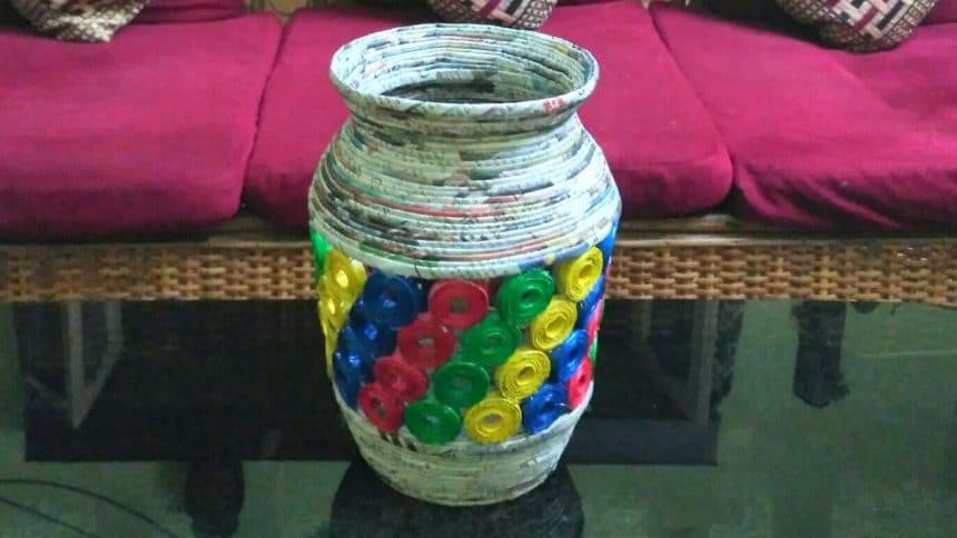 newspaper jar making 1