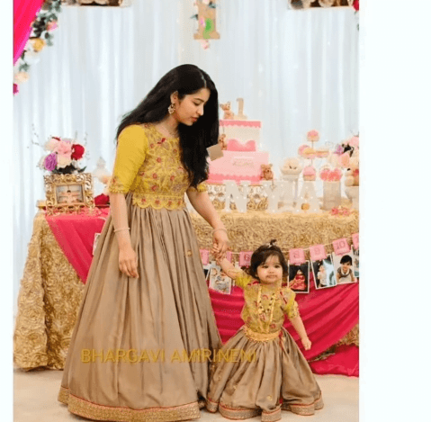 Matching Mother Daughter Dresses 19