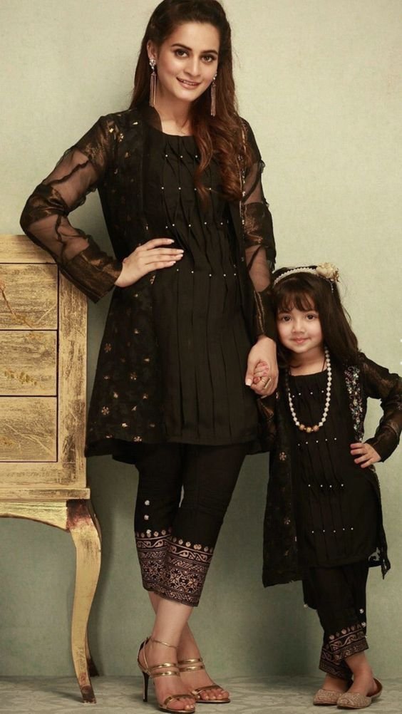 Mother and Daughter Matching Dresses 7