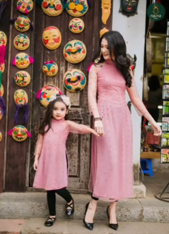 Mother and Daughter Matching Suit 12