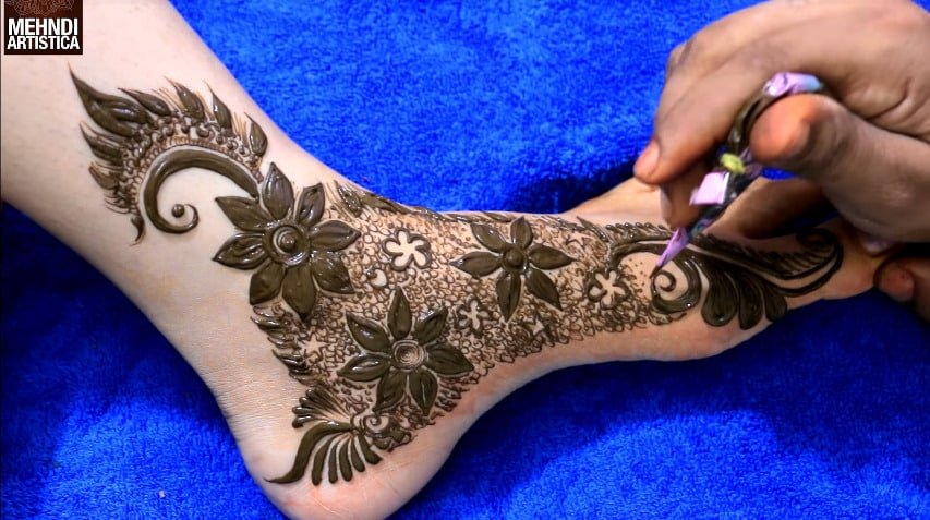 Mehndi Design for Feet 12