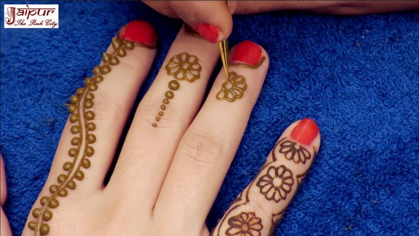 Mehndi Design for Hands 15