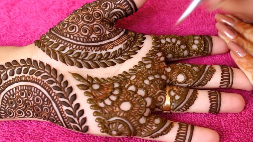 Simple Mehndi Design 15