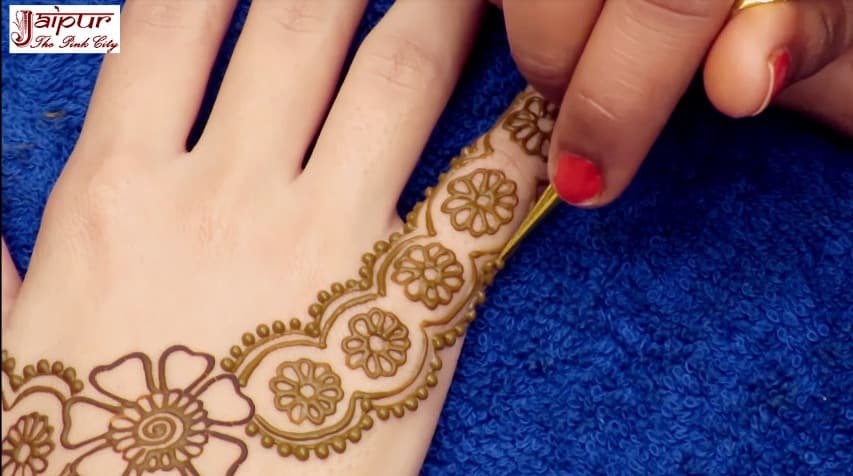 Mehndi Design for Hands 9