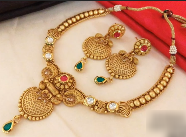 Gold Necklace Design 15