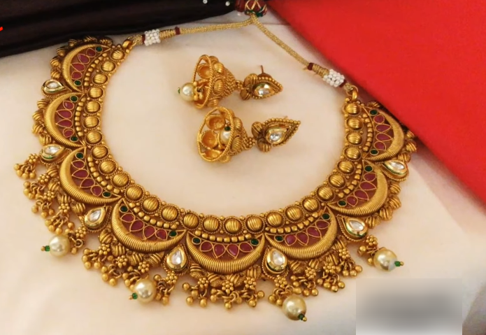 Gold Necklace Design 16
