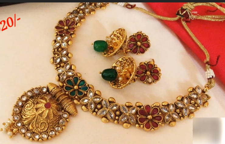 Gold Necklace Design 8