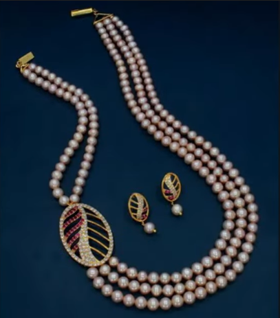 Pearl Necklace Designs 11