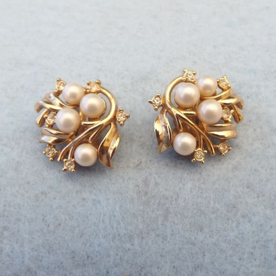 pearl simple earrings 4