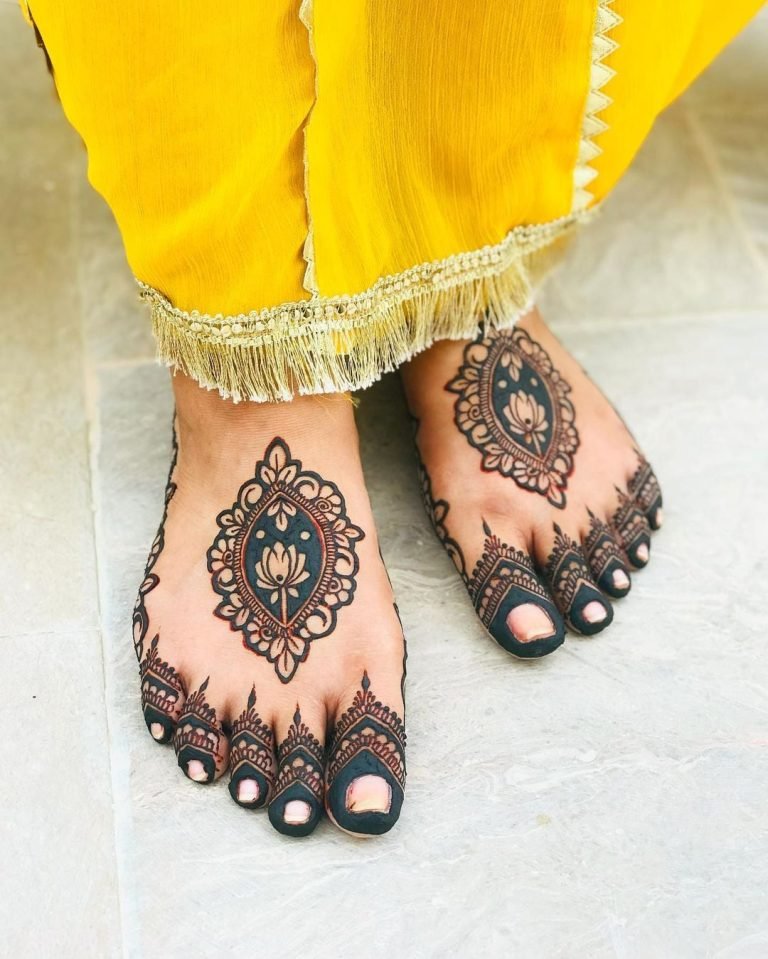 feet mehndi designs 1