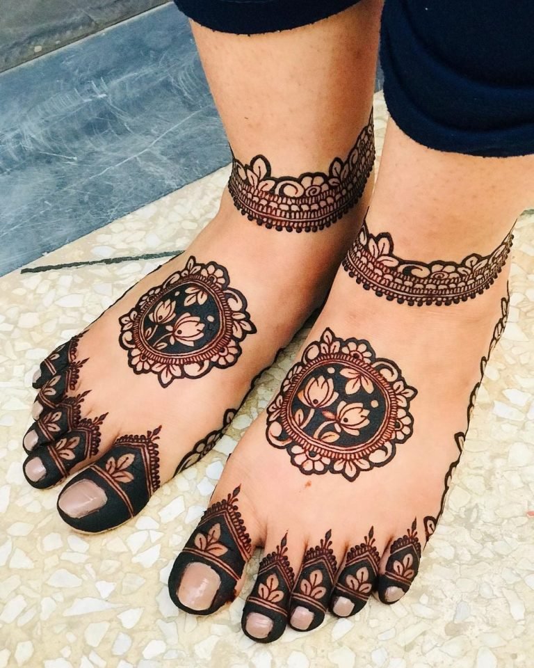 feet mehndi designs 4