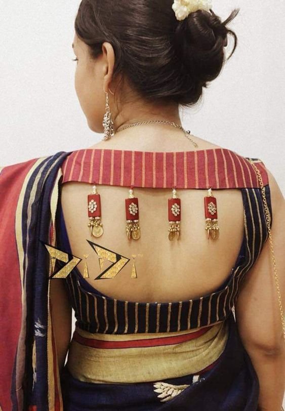 saree blouse neck design 16