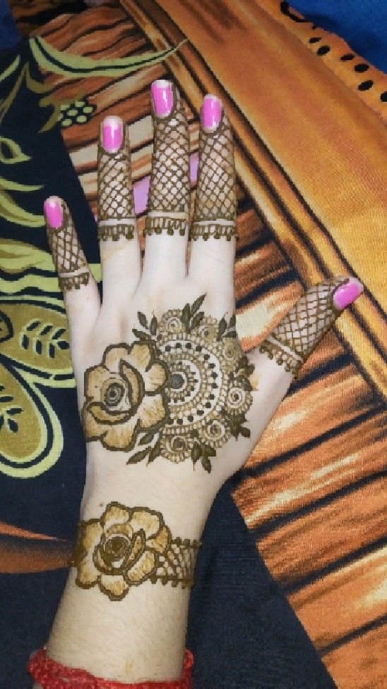 simple mehndi designs 1