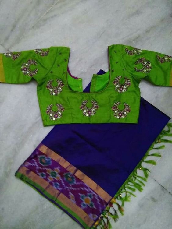 blouse designs for sarees 16