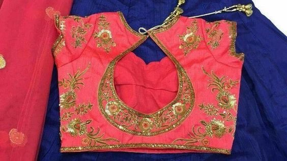 latest saree blouse designs 17