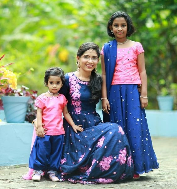 mother daughter matching party dresses 14