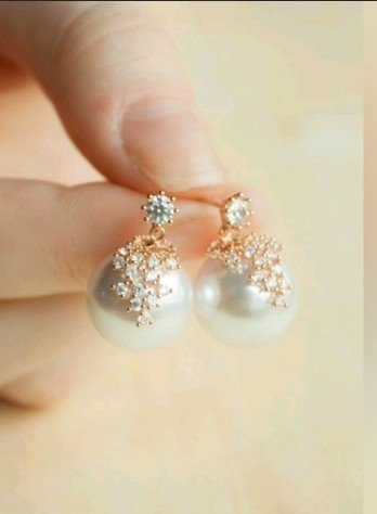 pearl earrings 17
