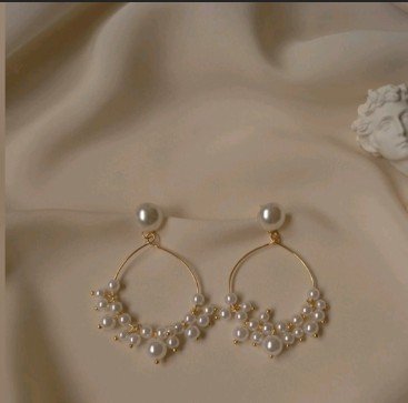 pearl earrings 23