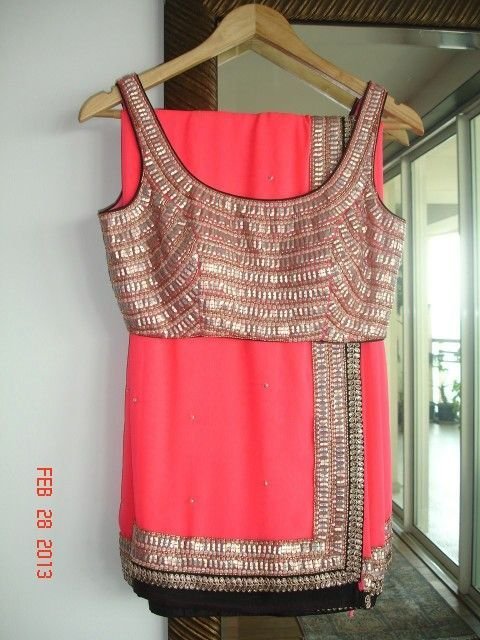 trendy saree blouse designs 5