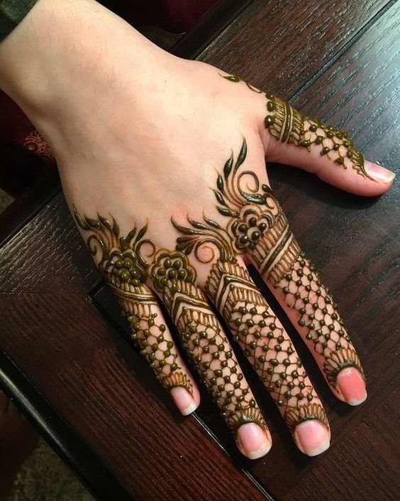 finger mehndi designs 7