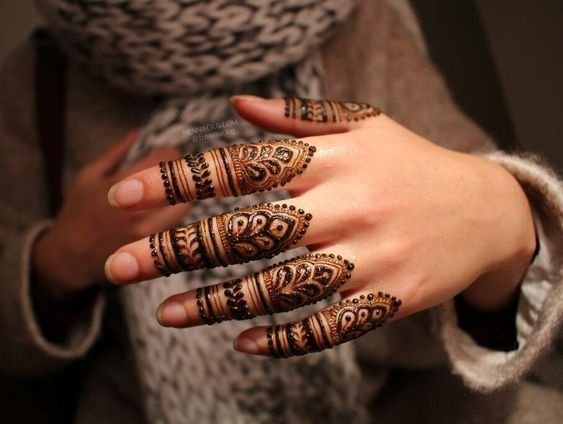 finger mehndi designs 8