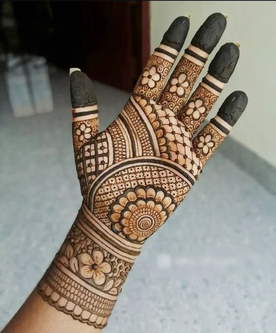 front hand mehndi designs 6