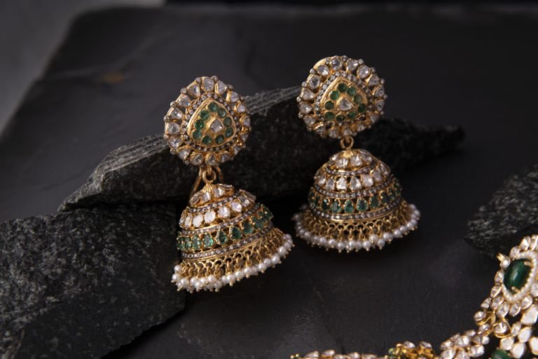 gold jhumka designs 9