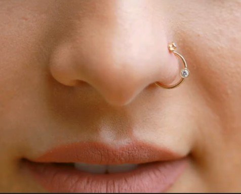 gold nose pin designs 4