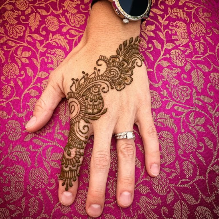 mehndi designs 10