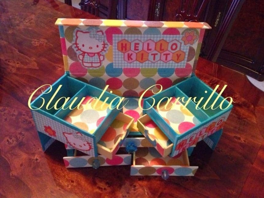 hello kitty organizer 4