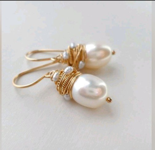 pearl earrings 1 1