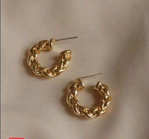 gold hoop earrings 13