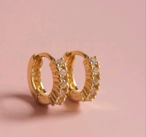 gold hoop earrings 20