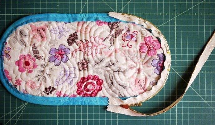 hawaiian style cosmetic bag 15