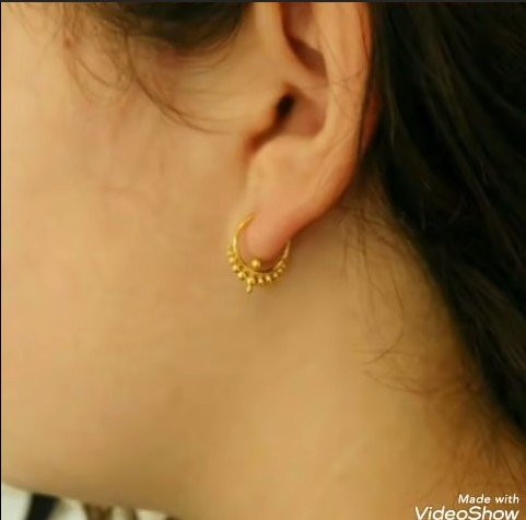 lightweight gold earrings 23