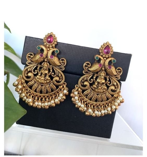 traditional earrings design 7