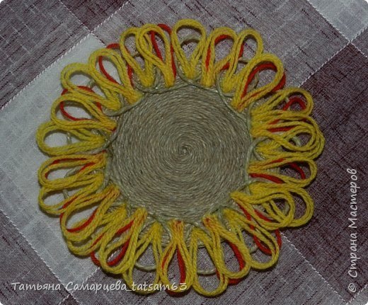 sunflower from yarn 12