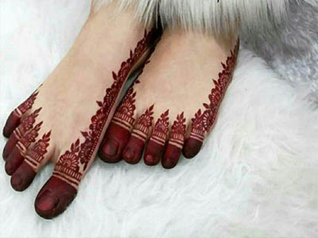 foot mehndi designs 8