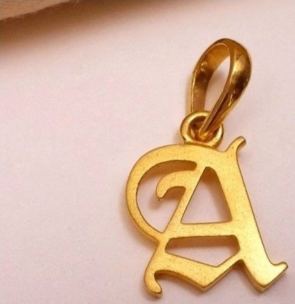 alphabet pendant chains 10