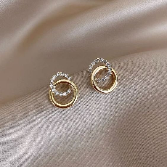 gold earrings 10 1