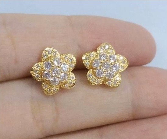 gold earrings 14