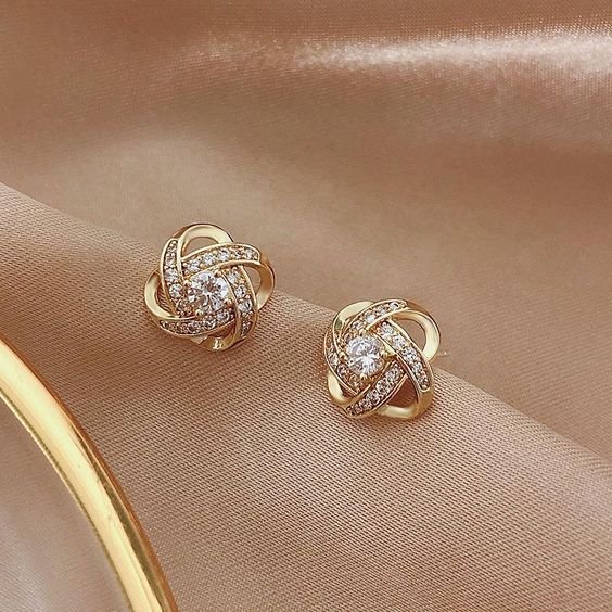 gold earrings 5 1