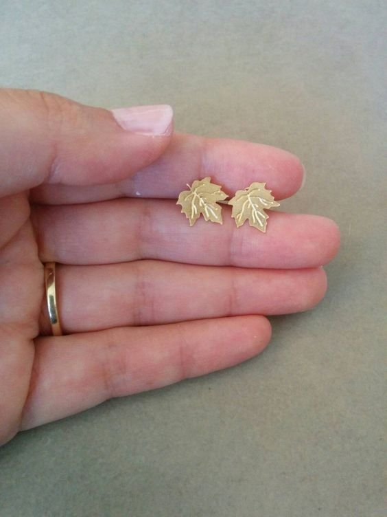 lightweight gold earrings 16