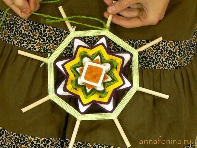 mandala weaving 23