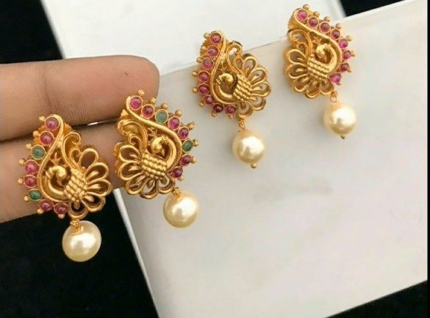 trendy earrings 15