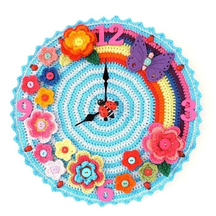 crochet clock 18